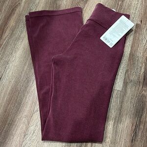 NWT Lululemon Ribbed Softstreme Flared Pant - Garnet - 33” - Sz 4